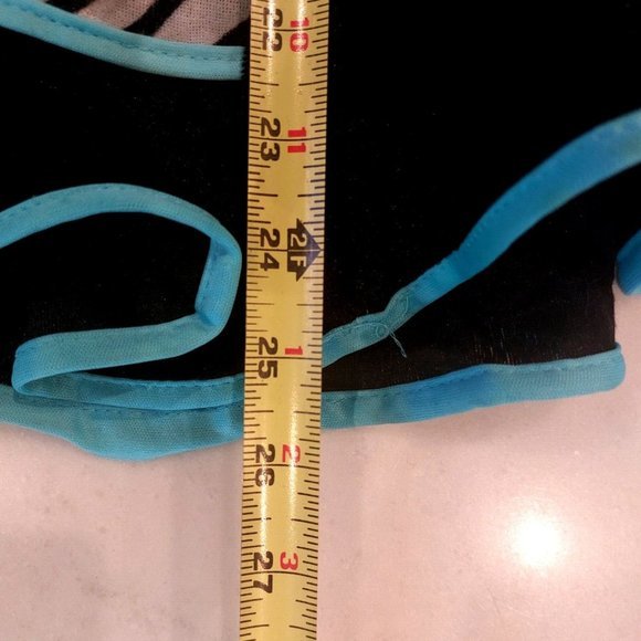 Girl's Zebra Halloween‎ 4-Piece Costume Child Medium Size 8-10. Retails for $32 - Picture 8 of 10